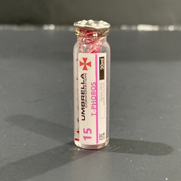 Resident Evil Revelations - T-PHOBOS VIRUS VIAL - 1.25inches - Picture 2 of 7